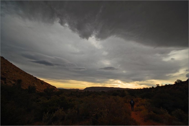 sm 5965.jpg - Pine Creek hike under ominous skies.